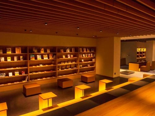 UAN Kanazawa entrance