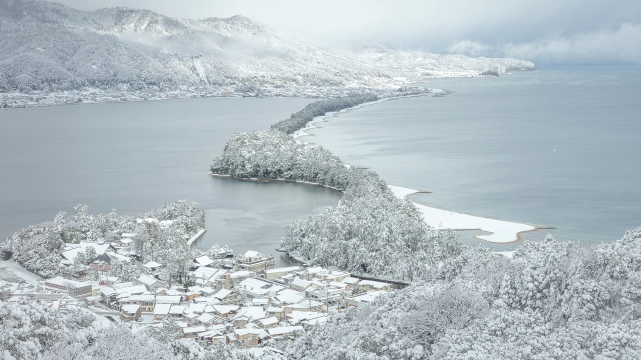 
Amanohashidate Onsen winter
