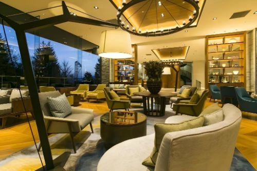 Highland Resort Hotel and Spa lounge