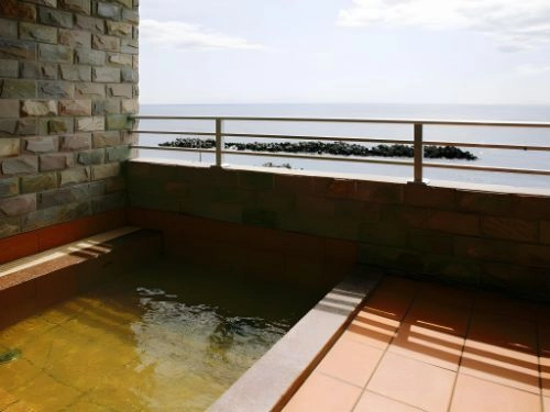 LIVEMAX RESORT SHIRETOKO SEA FRONT open air bath