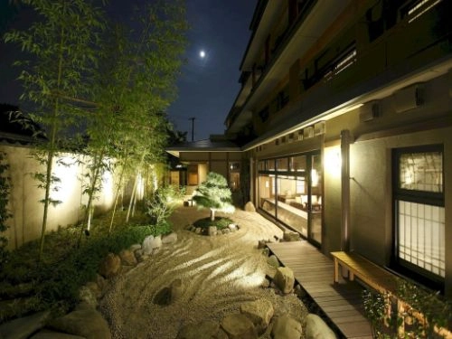 Kadensho, Arashiyama Onsen, Kyoto garden