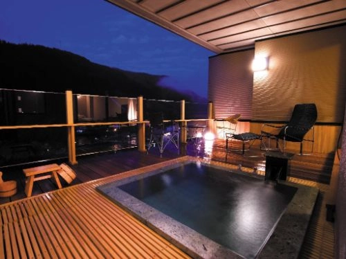 Ryokan Ukiha Bekkan Shinshiyo open air bath