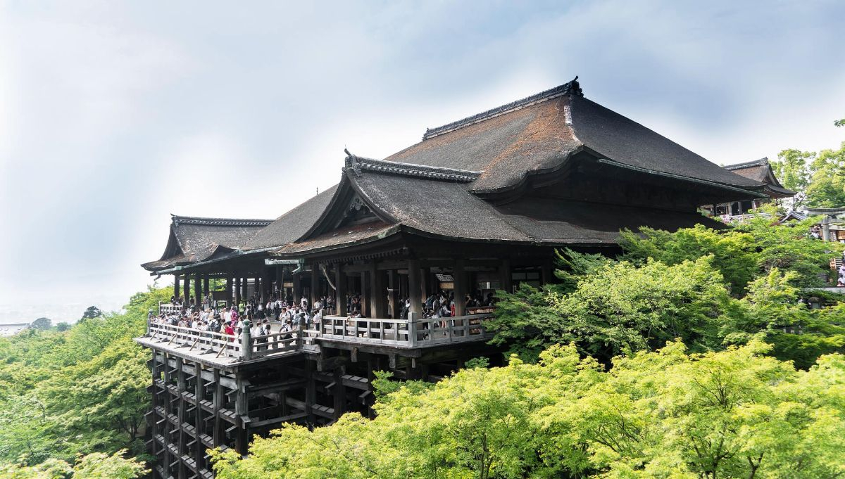 kiyomizu-dera-temple