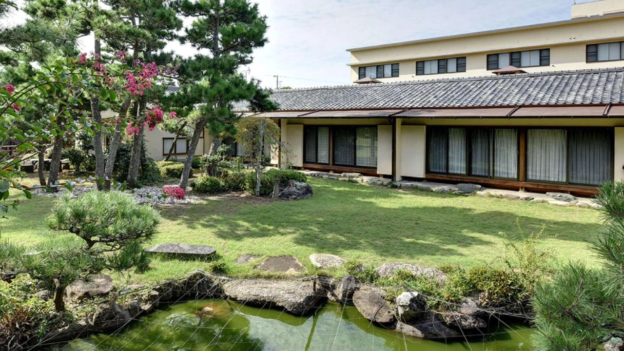 Hotel Hagoromo Exterior