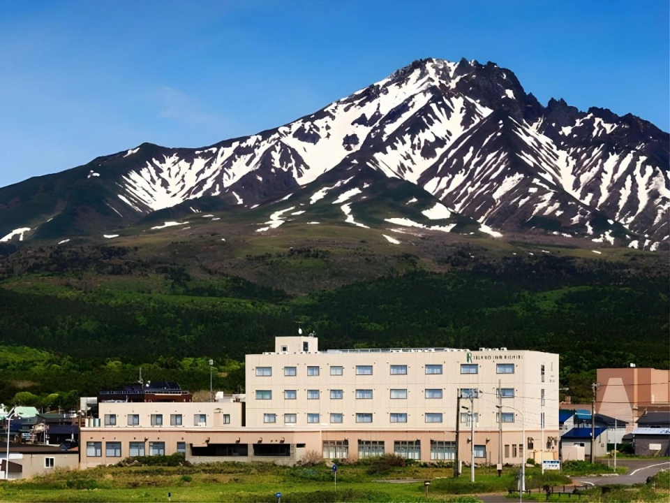 Island Inn Rishiri Exterior