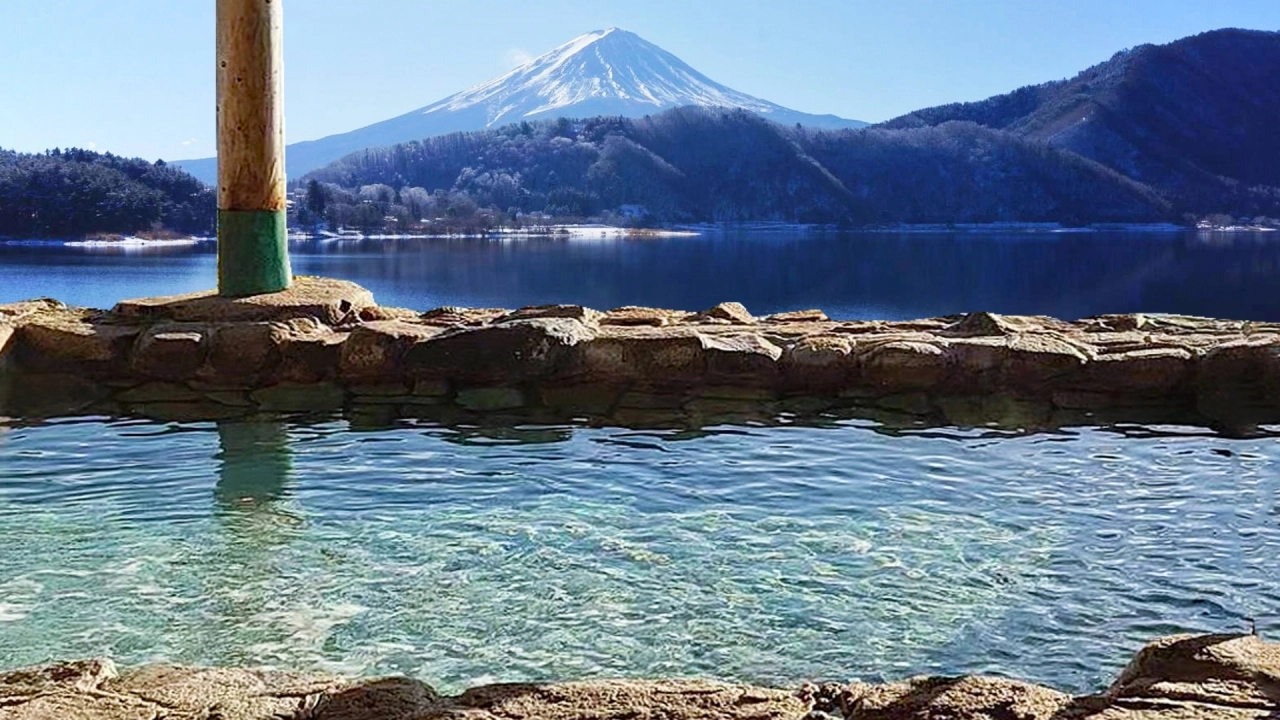 
Hot springs with a view of Mt. Fuji image
