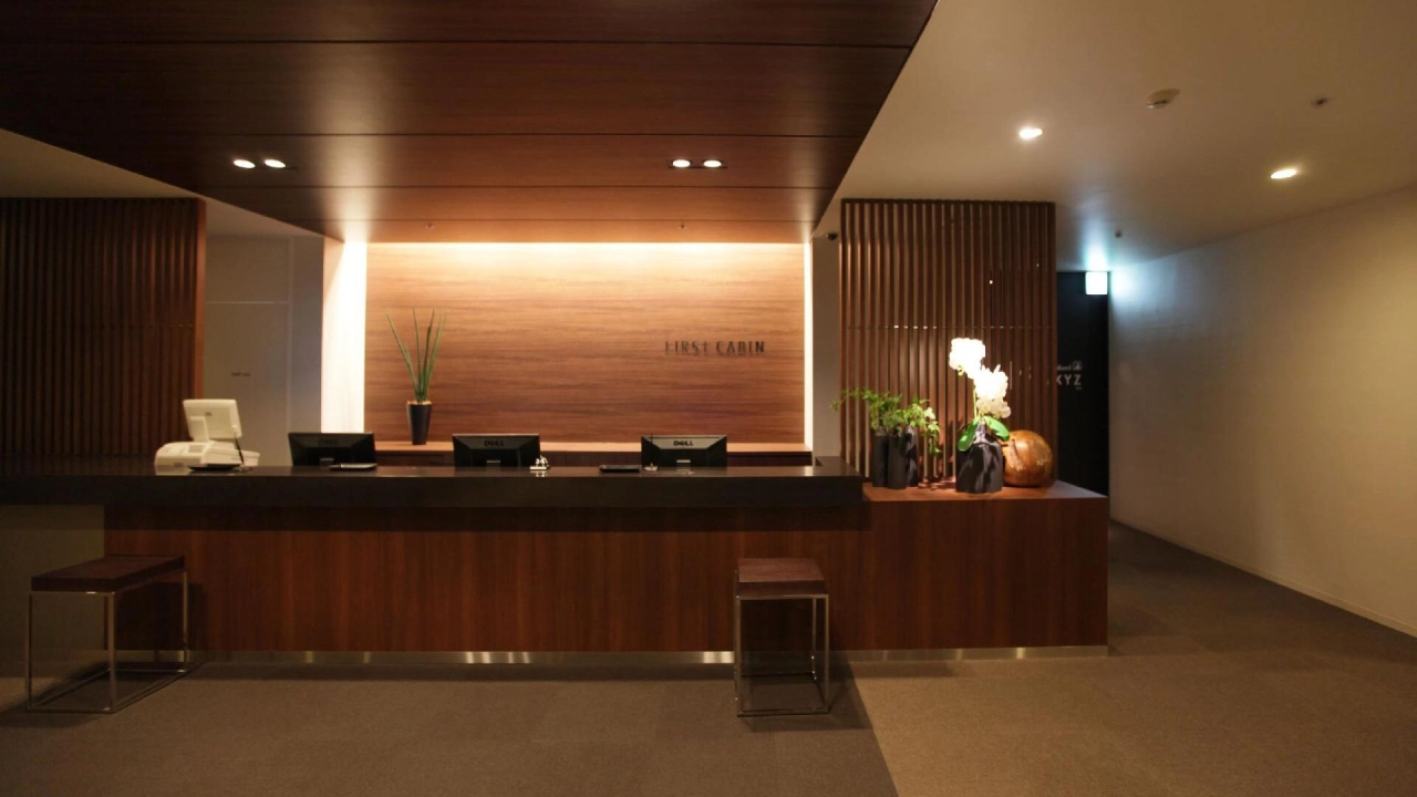 First Cabin Haneda Terminal 1 entrance