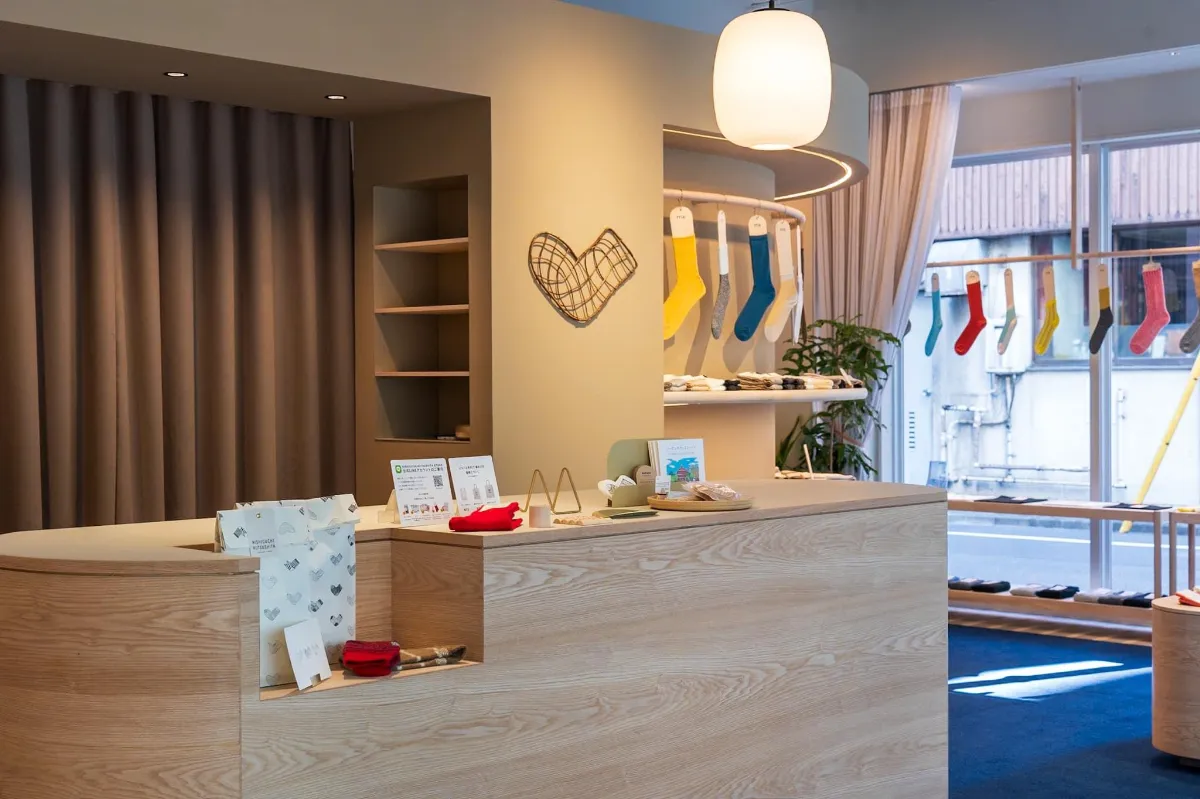 NISHIGUCHI KUTSUSHITA STORE TOKYO