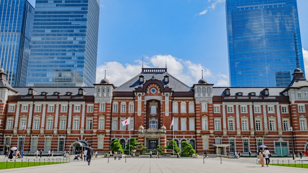 
Tokyo Station Exterior
