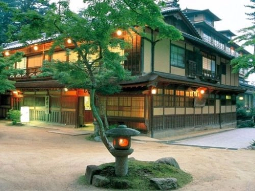 Iwaso Ryokan Exterior
