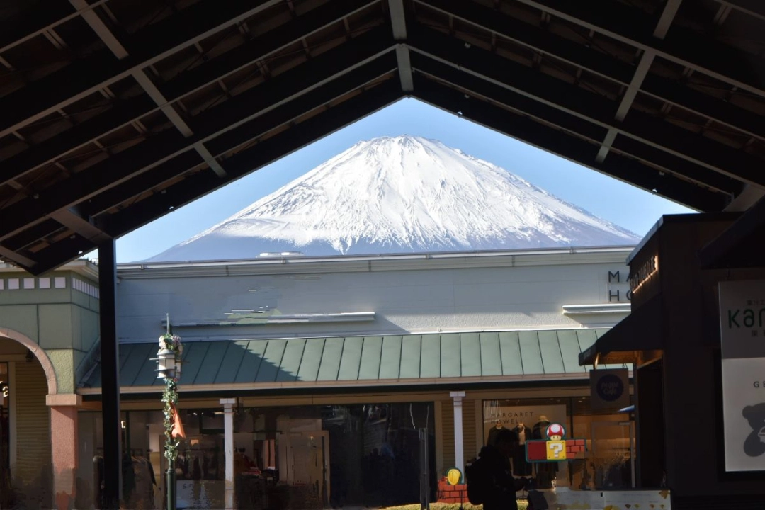 Gotemba Premium Outlets (Shizuoka Prefecture)