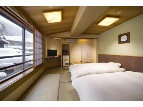 Nozawa Onsen Ryokan Sakaya room